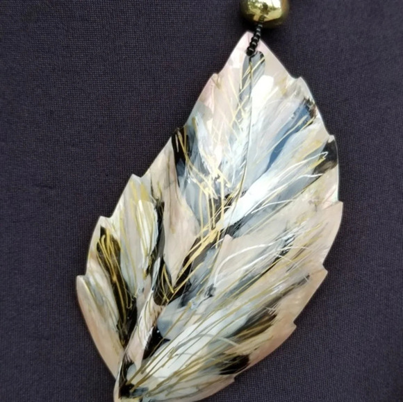 Vintage abalone leaf and agate bead necklace‎ - Picture 2 of 9